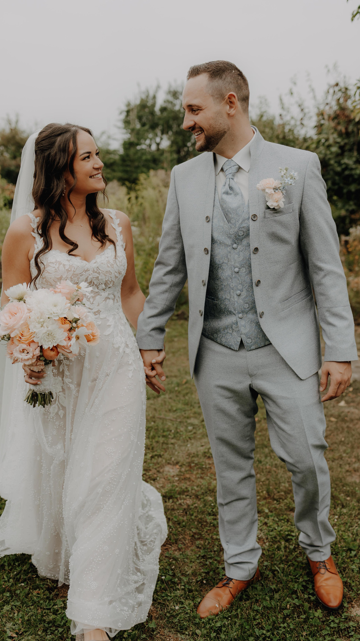 3F9C0A65-26DA-46A4-813B-E00D96D6A063